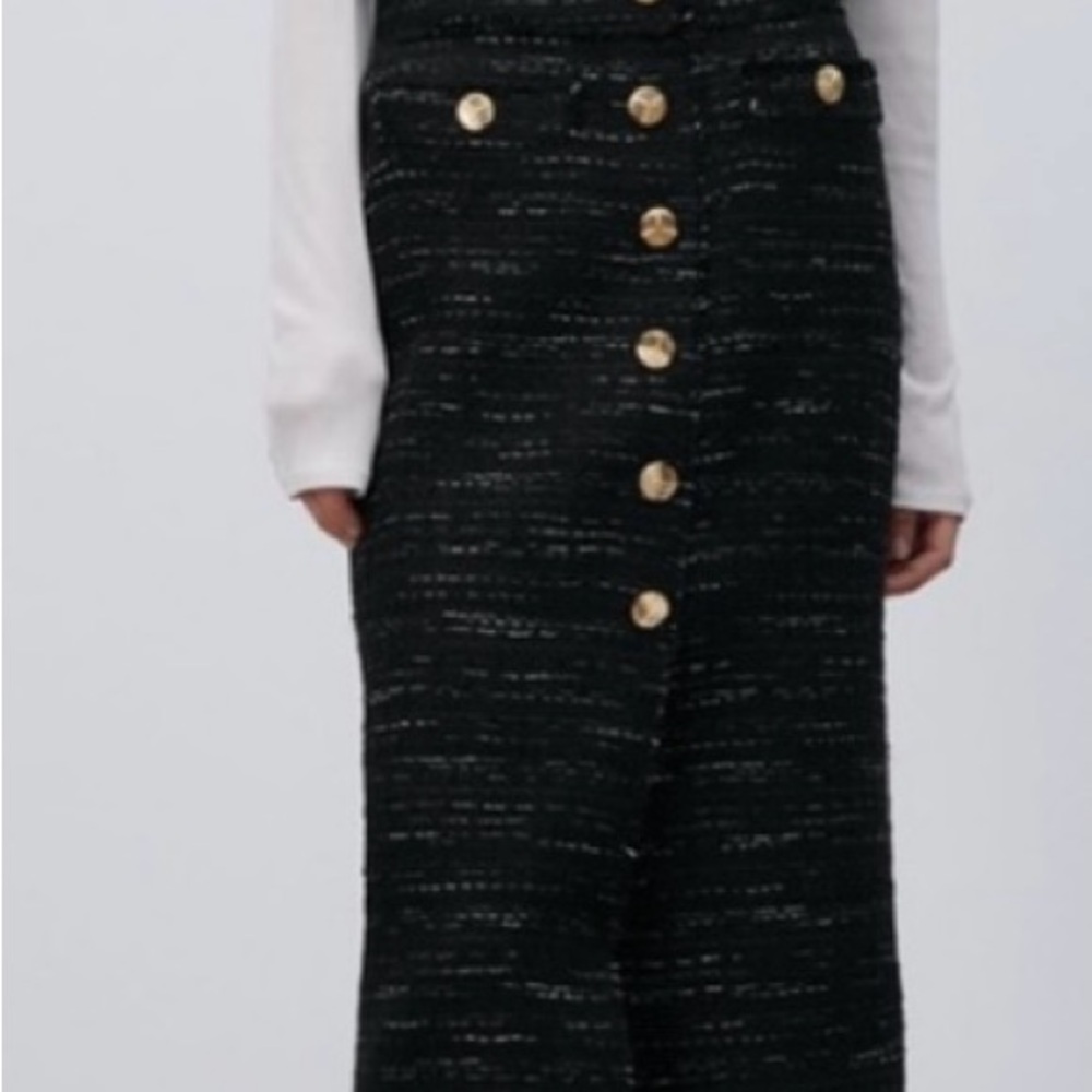 Zara Black Midi Skirt with Gold Buttons - Picture 2 of 4